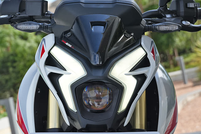 Headlight Image - 40008
