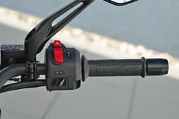 Bajaj Pulsar NS400Z Right Side Multifunction Switchgear Bajaj Pulsar NS400Z Right Side Multifunction Switchgear