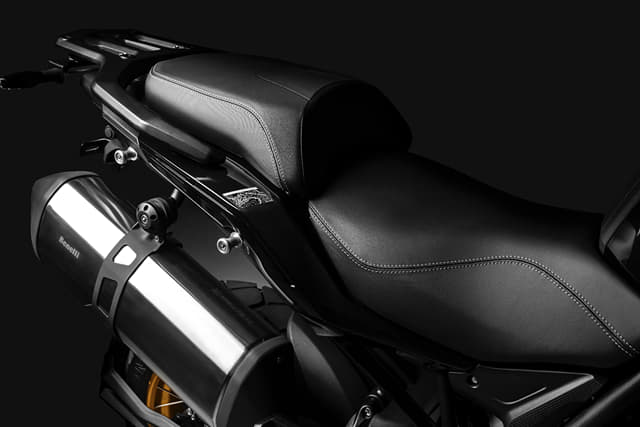 Exhaust Pipes Image - 40406
