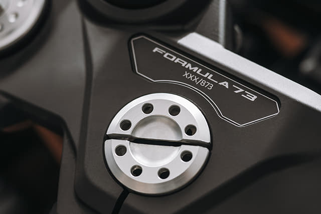 Closed Fuel Lid Image - 40386