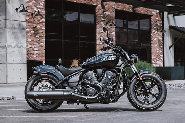 Indian Scout Sixty Bobber Exhaust Pipes