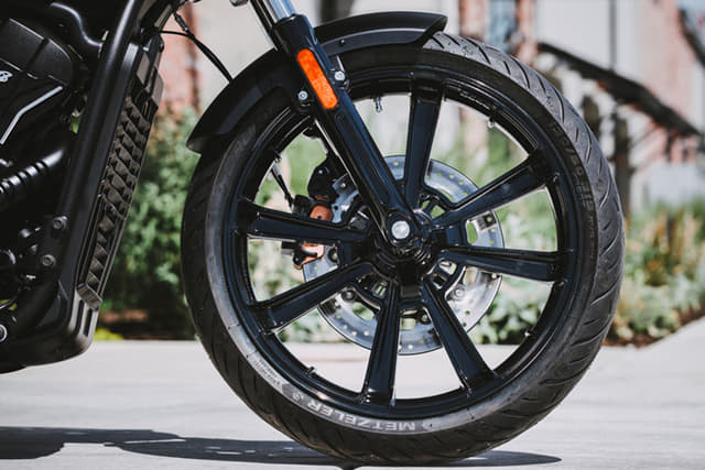 Front Wheels Image - 39559