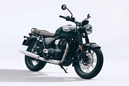 Triumph Bonneville T40 Black color
