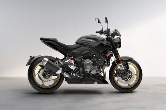 Triumph Trident 800 Jet Black Color Image