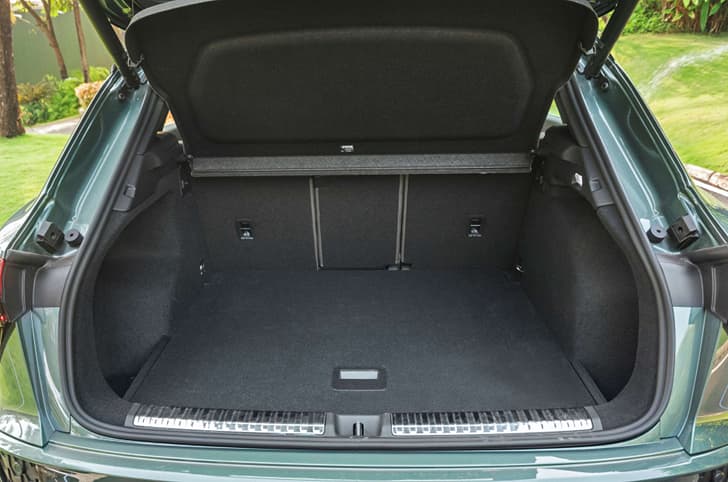 Audi New Q3 Boot Open Audi New Q3 Boot Open