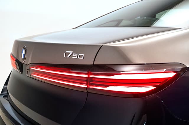 Rear Badge Image - 39649