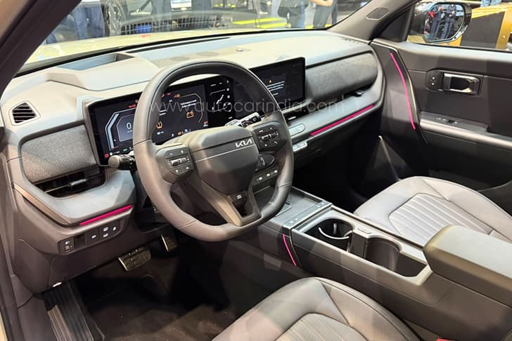 Kia Seltos Hybrid Dashboard