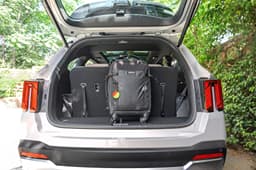 Kia Sorento Boot Open Kia Sorento Boot Open