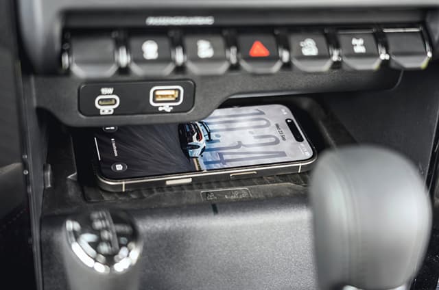 Charging Ports Image - 39720