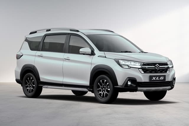Maruti Suzuki XL6 Arctic White Color Image
