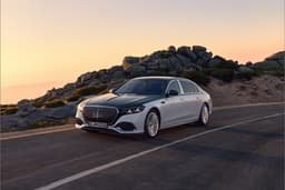 Mercedes-Benz Maybach S-Class facelift Front Left Three Quarter