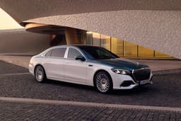 Mercedes-Benz Maybach S-Class facelift Front Left Three Quarter
