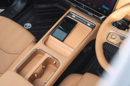 MG Hector Tomahawk EV Console Storage