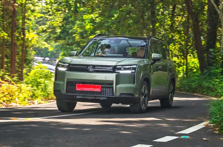 MG Hector Tomahawk EV MG Hector Tomahawk EV