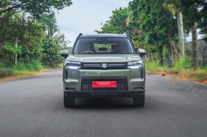 MG Hector Tomahawk EV MG Hector Tomahawk EV