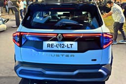 Renault Duster Rear View Renault Duster Rear View