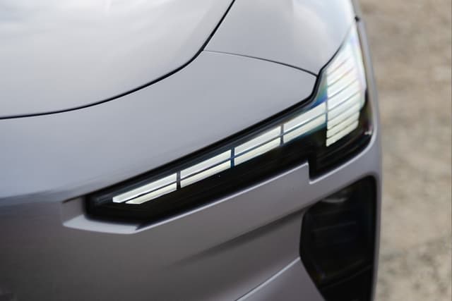 Headlight Image - 39253