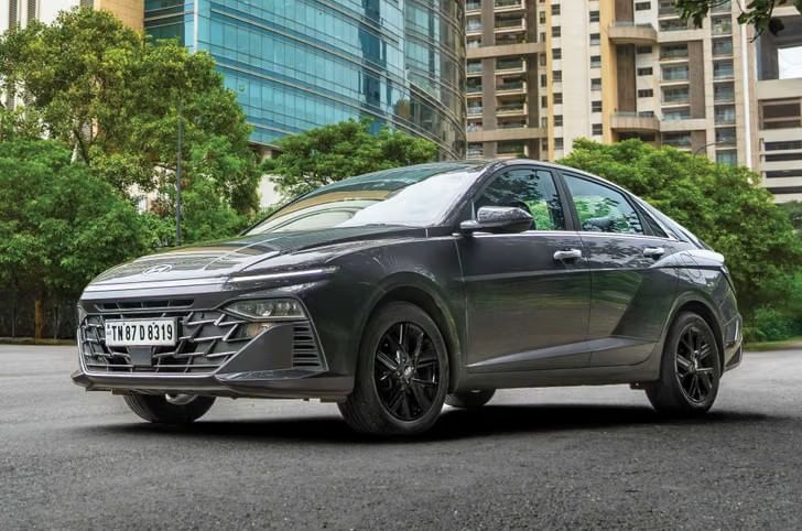 Hyundai Verna Hyundai Ioniq 5 gets over Rs 7 lakh discount in November