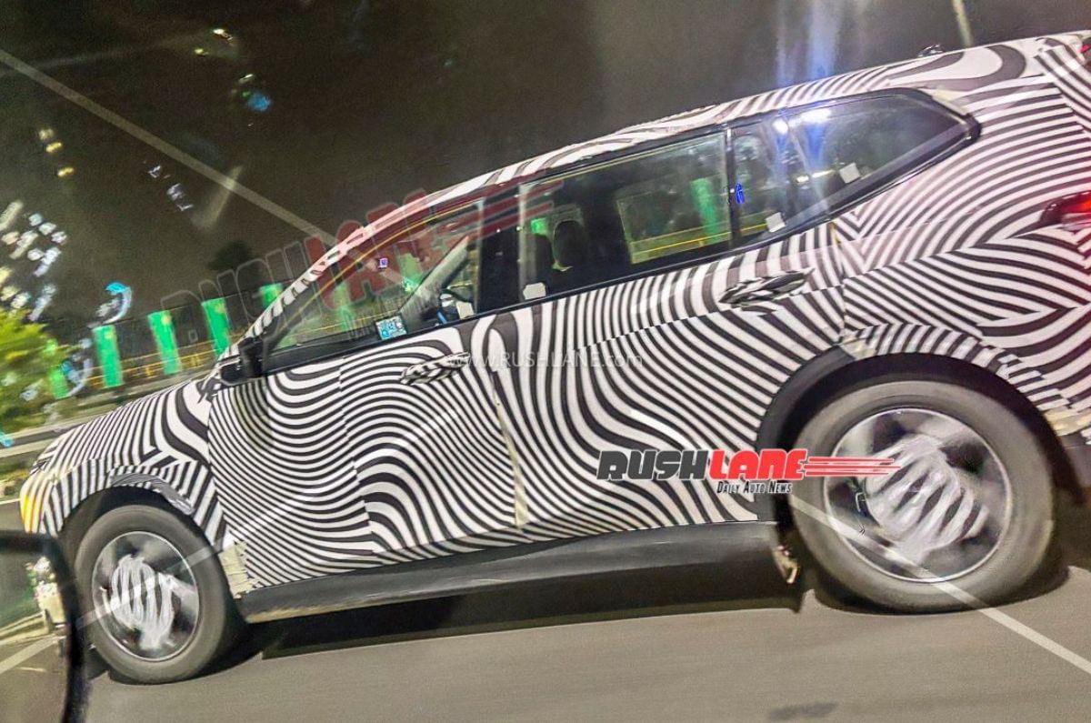 Vinfast Limogreen spied side profile