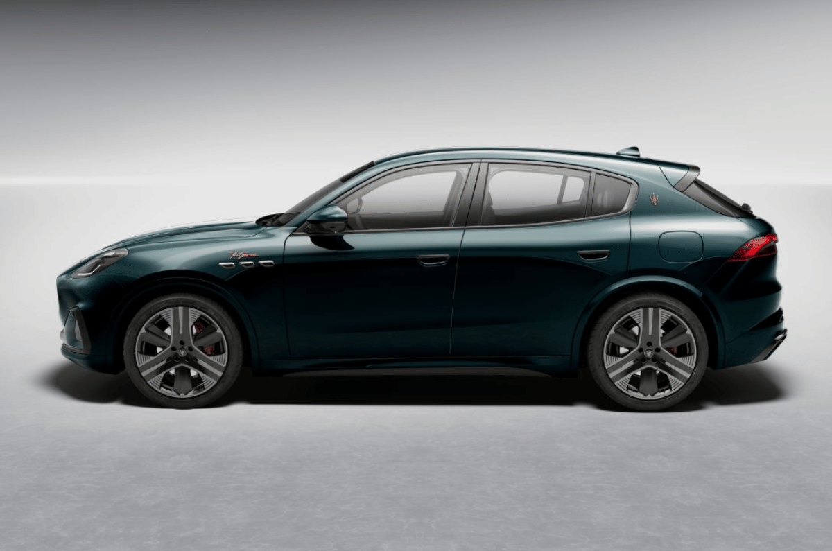 Maserati Grecale Folgore side