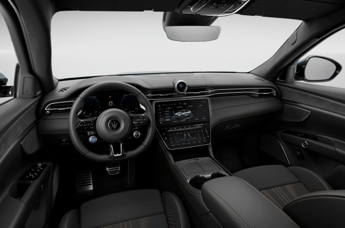 Maserati Grecale interior