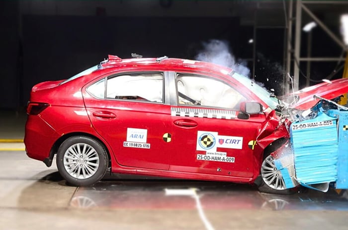 Honda Amaze BNCAP front crash test
