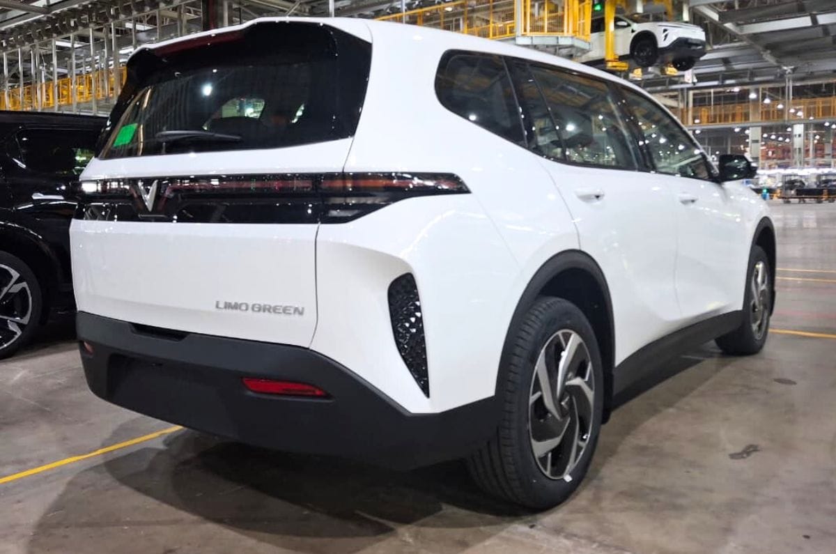 Vinfast Limo Green electric MPV India launch in February 2026 -  Introduction | Autocar India