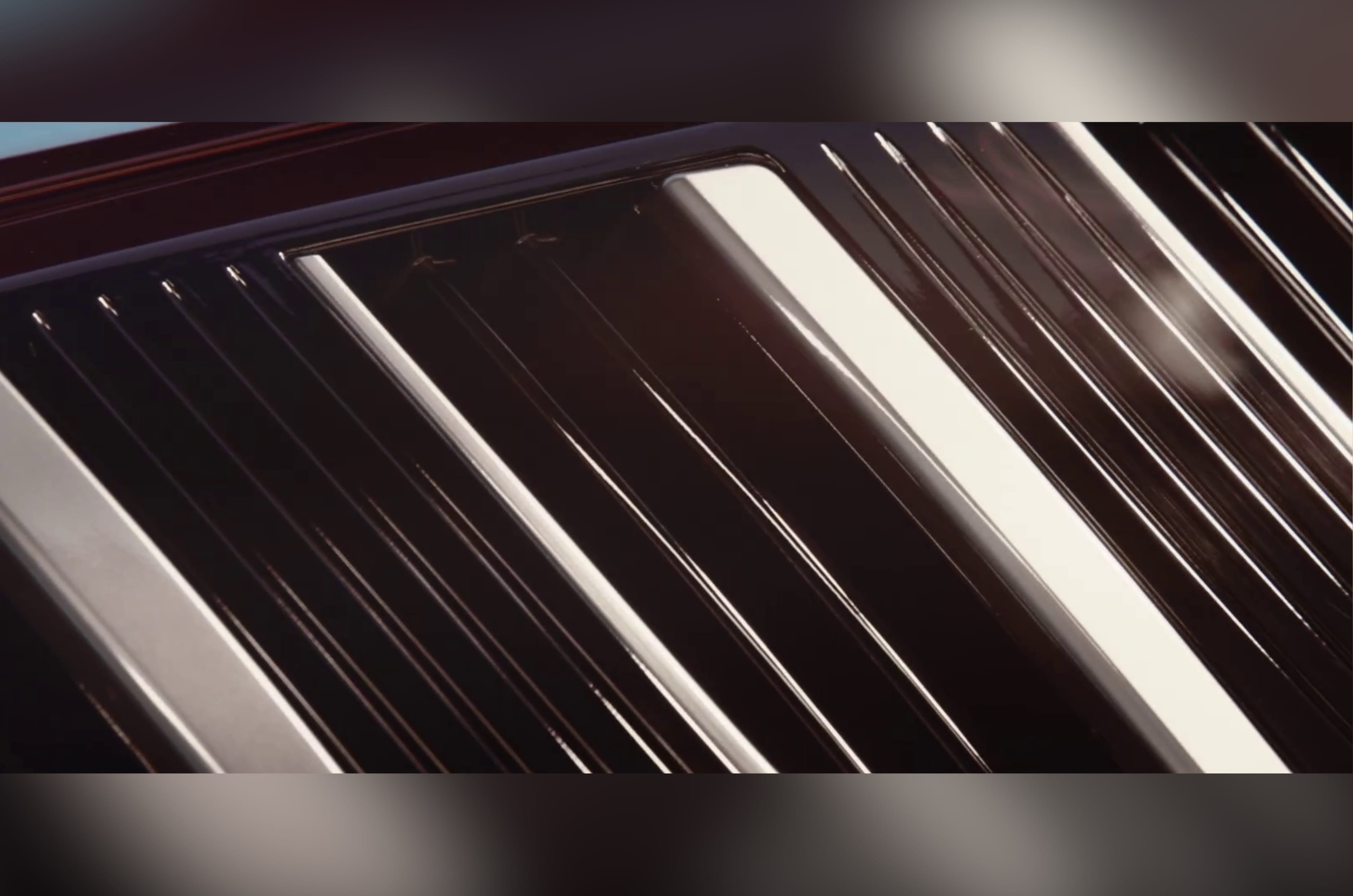 Mahindra XUV 7XO grille