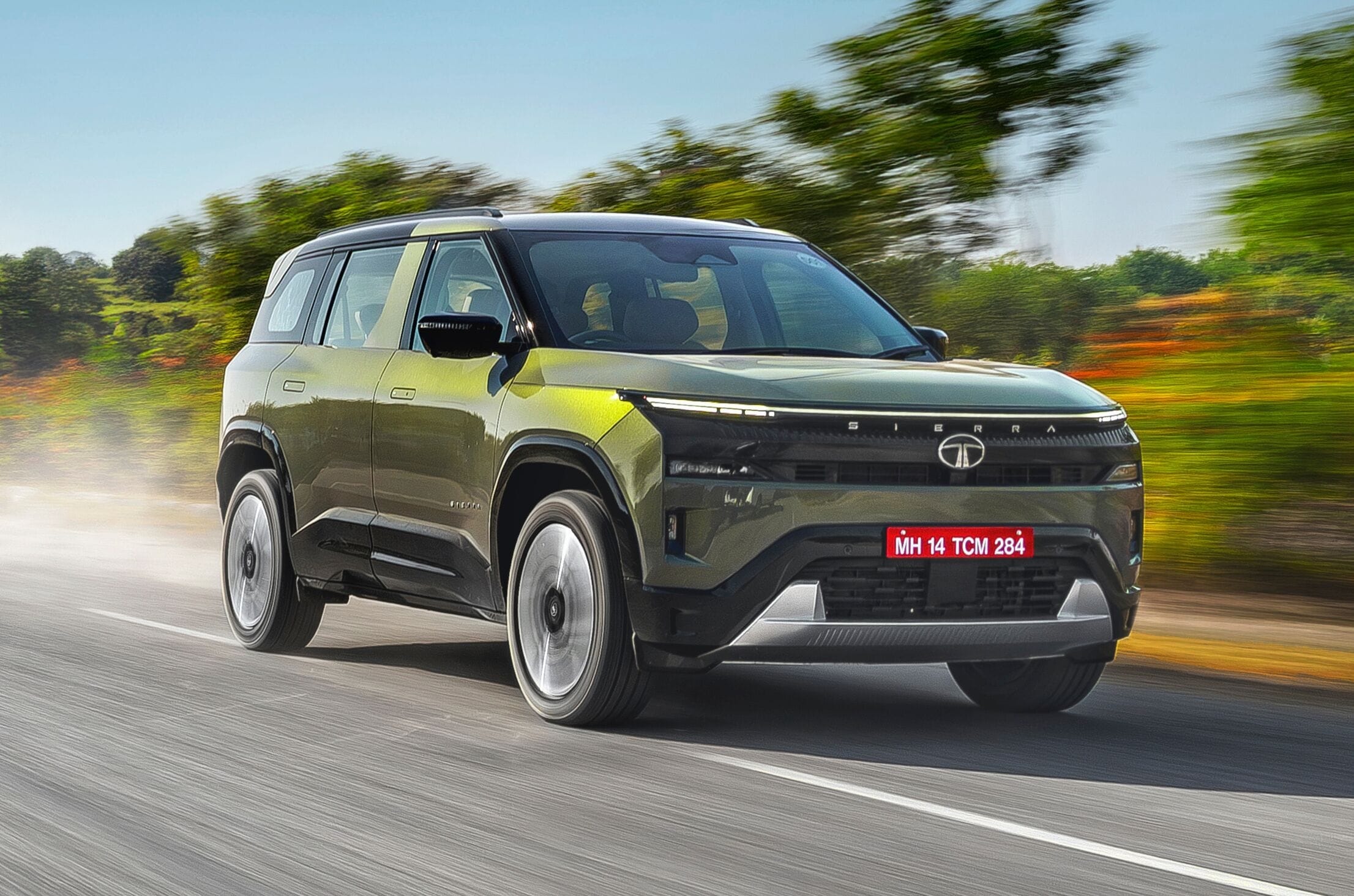 Tata Sierra: 3 reasons to buy, 2 reasons not to