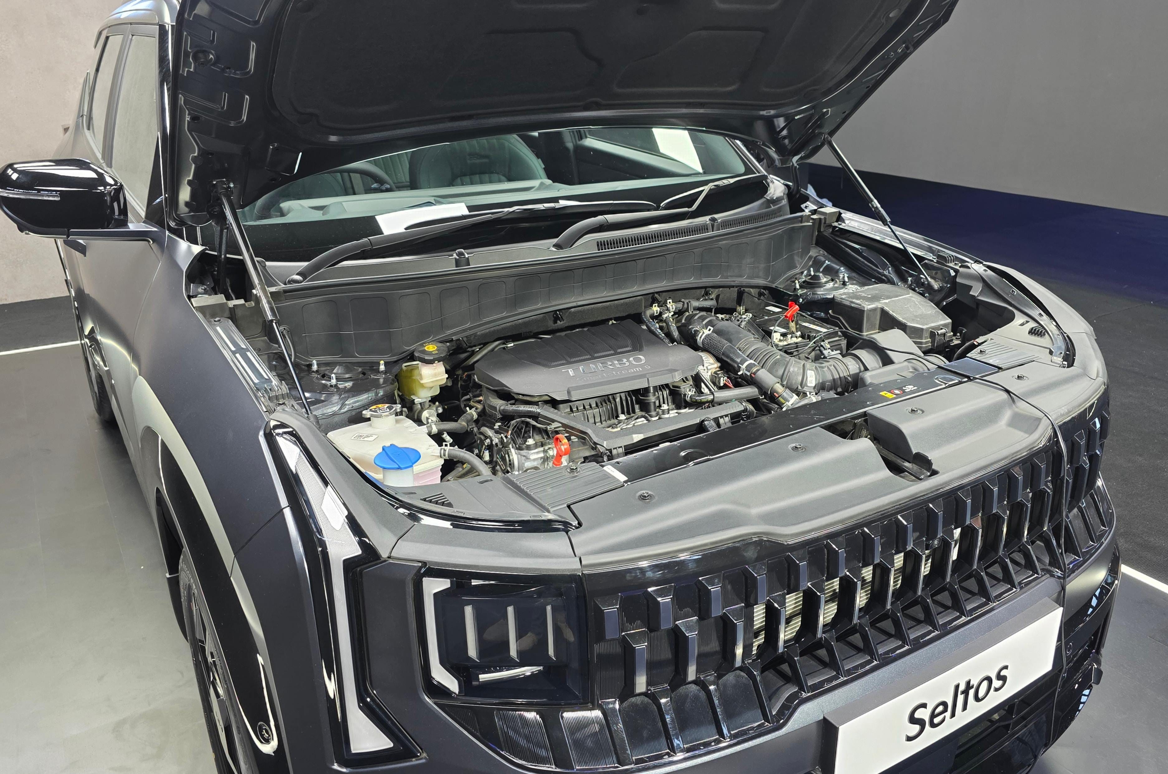 Kia Seltos new vs old: Differences and similarities explained