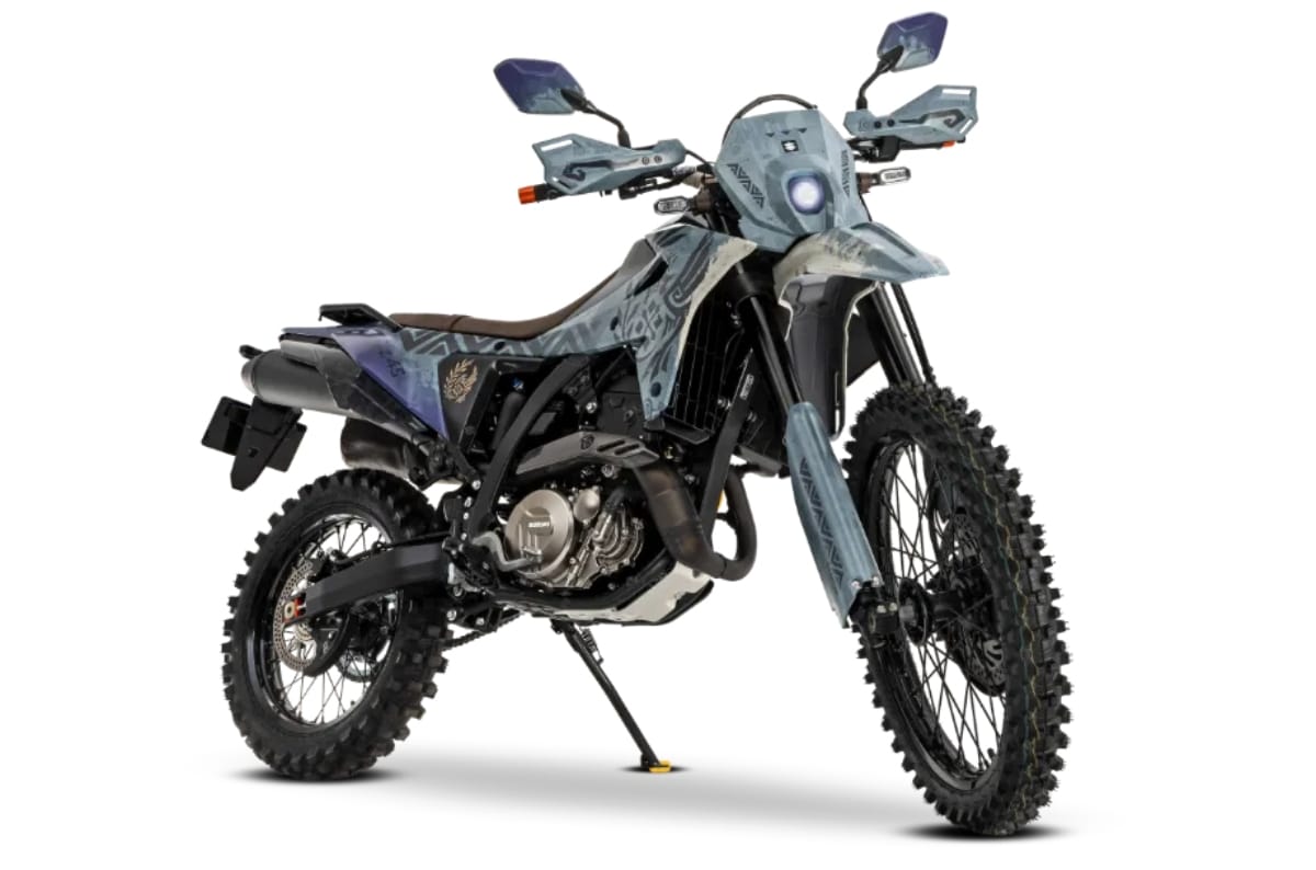 Suzuki DR-Z4S Monster Hunter Wilds