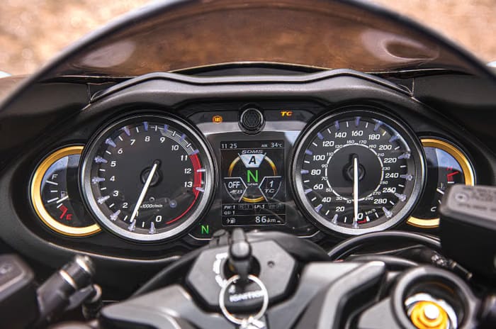 Bikes on sale in India with an analogue rev counter