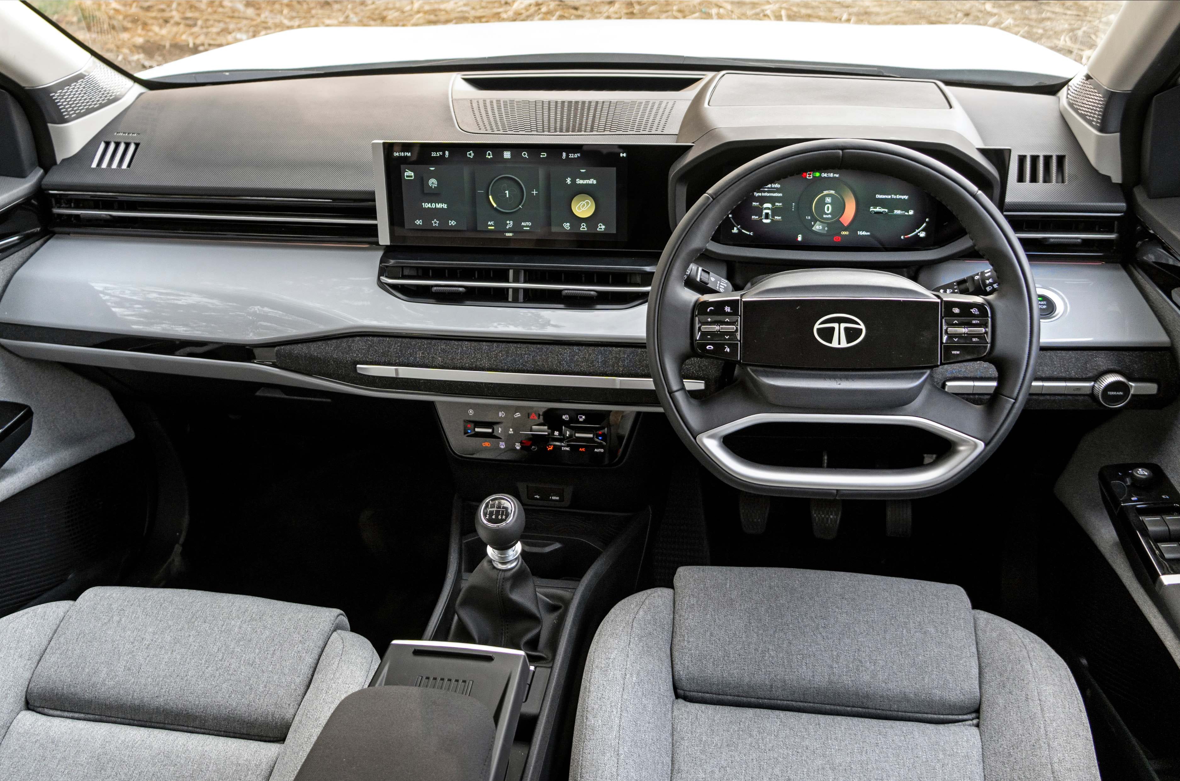 Tata Sierra 1.5 petrol interior