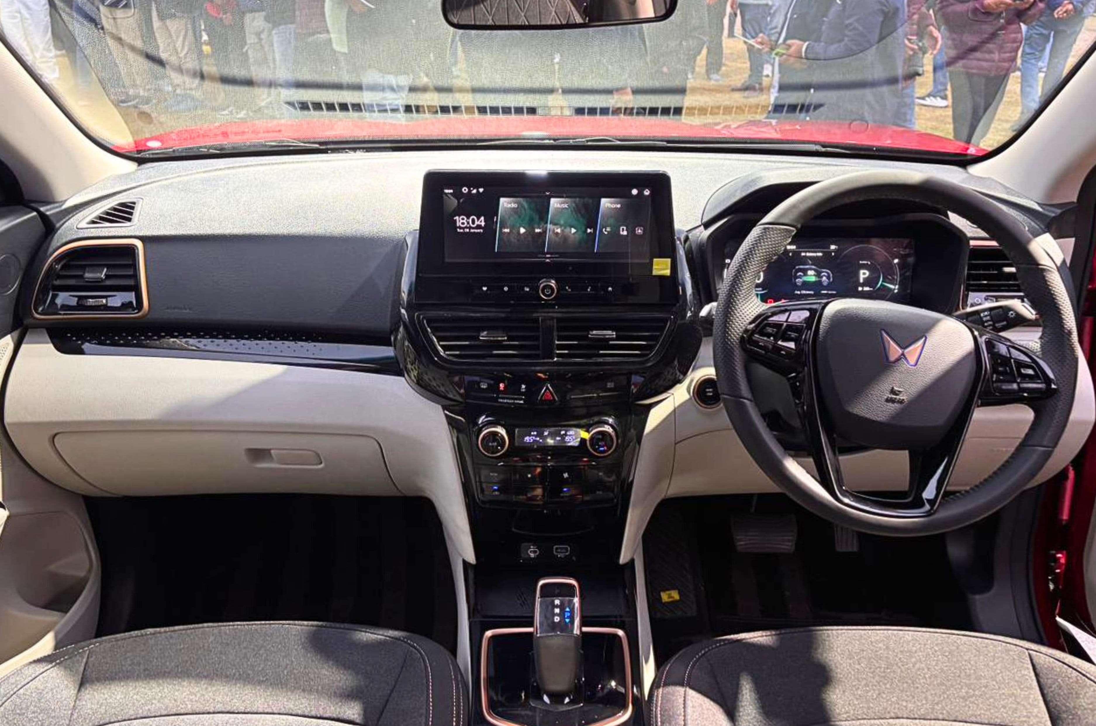 Mahindra XUV 3XO EV interior