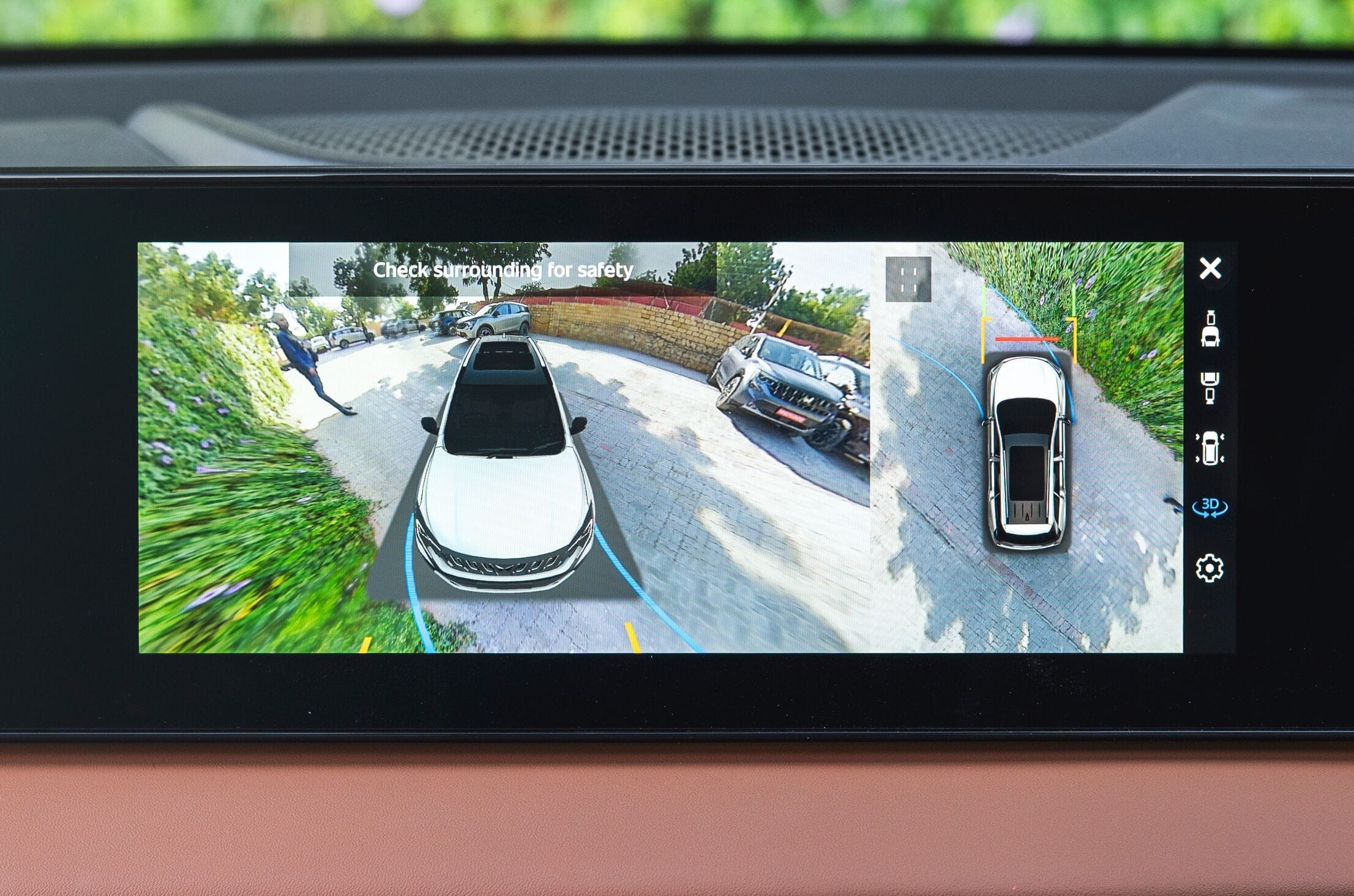 Mahindra XUV 7XO 360 degree camera