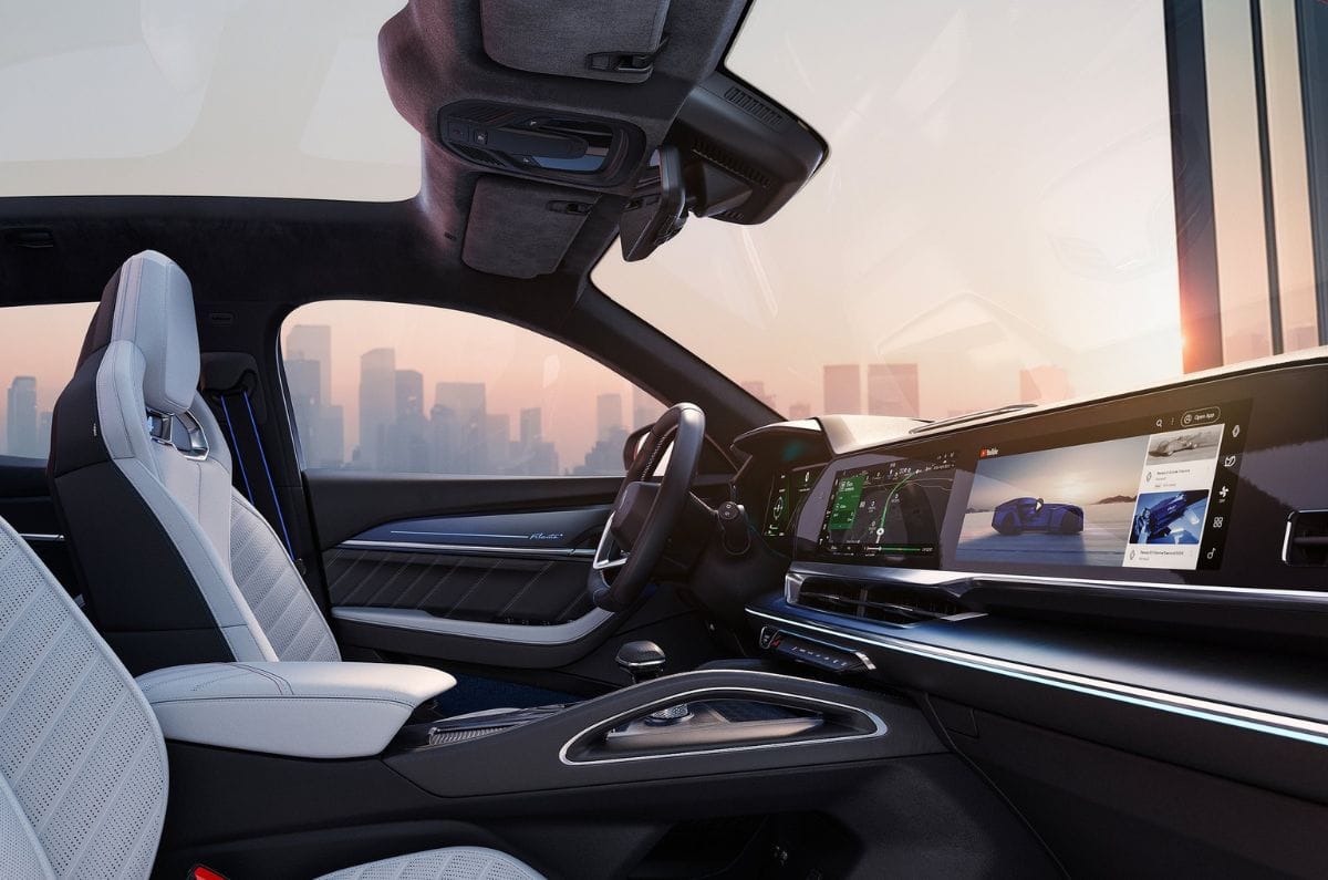 Renault Filante interior features