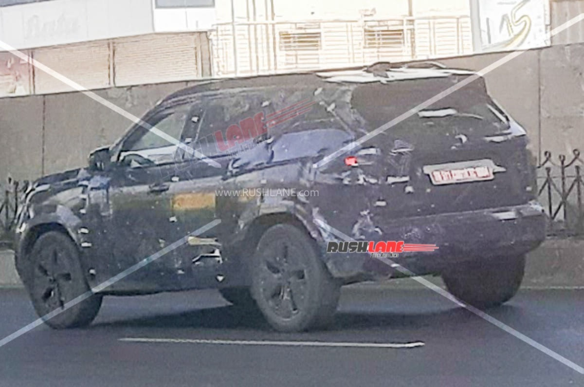 Nissan Tekton spied with new exterior and interior details