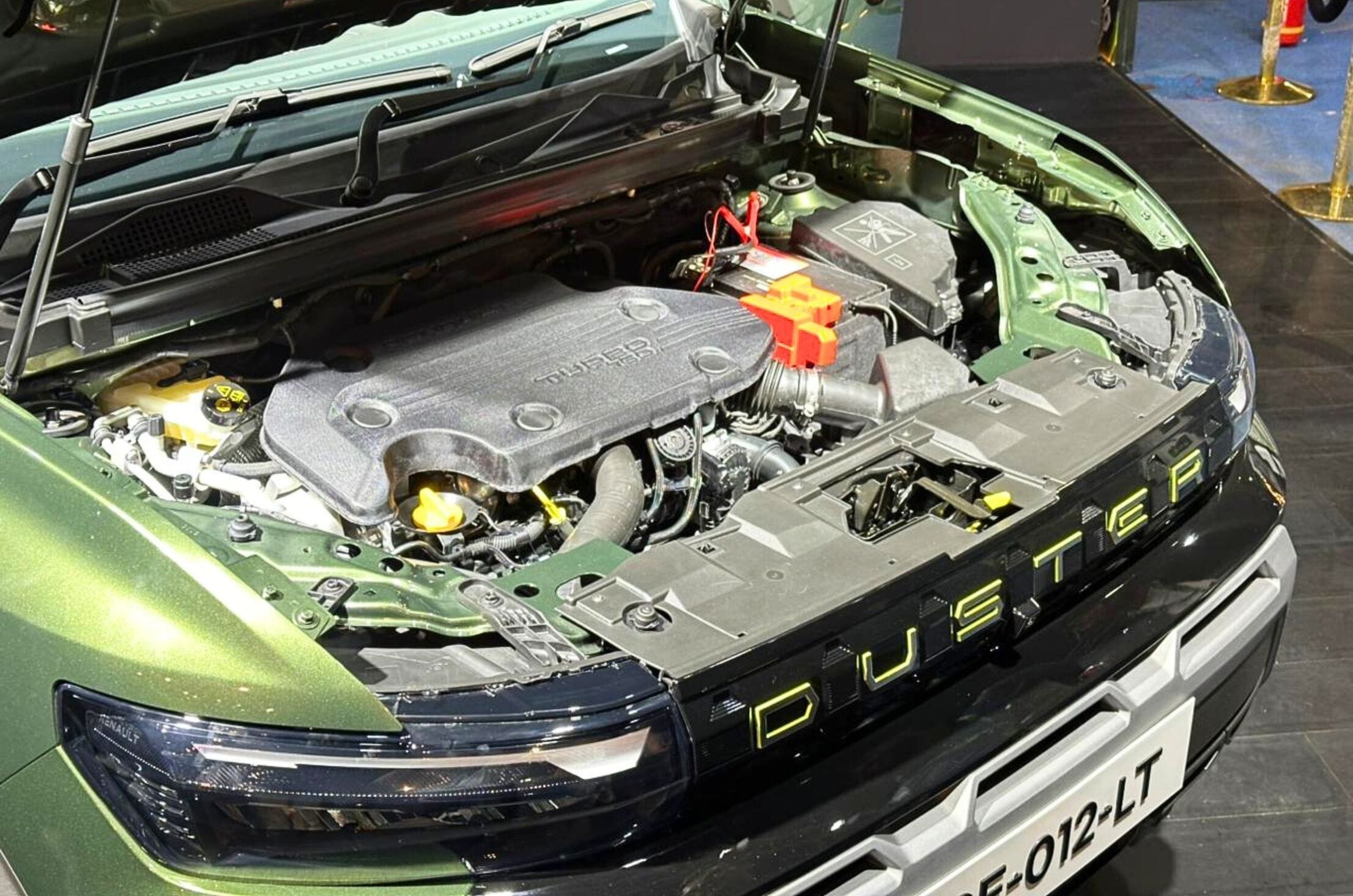 Renault Bigster spied testing again, shows new design details