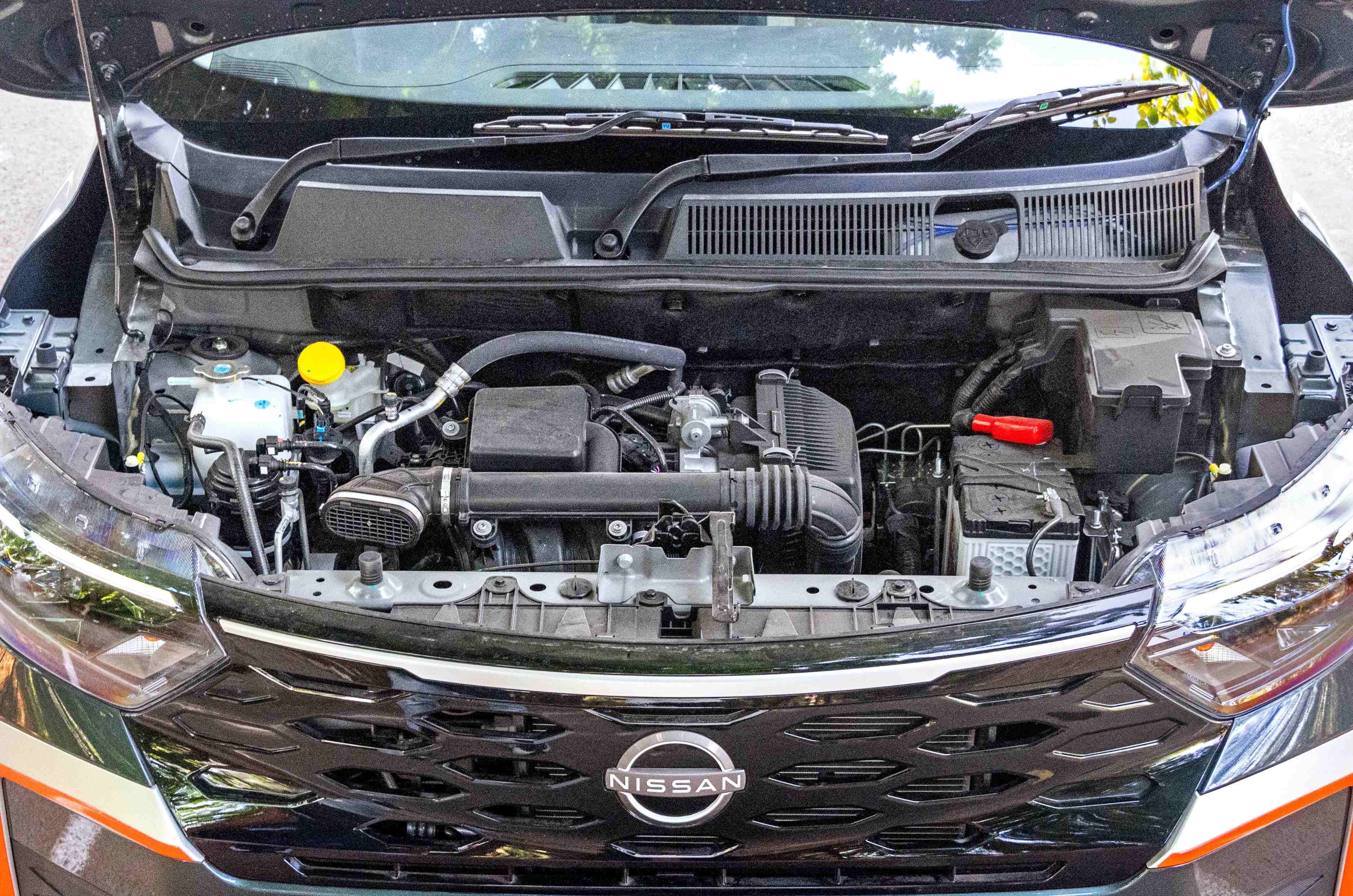 Nissan Gravite engine