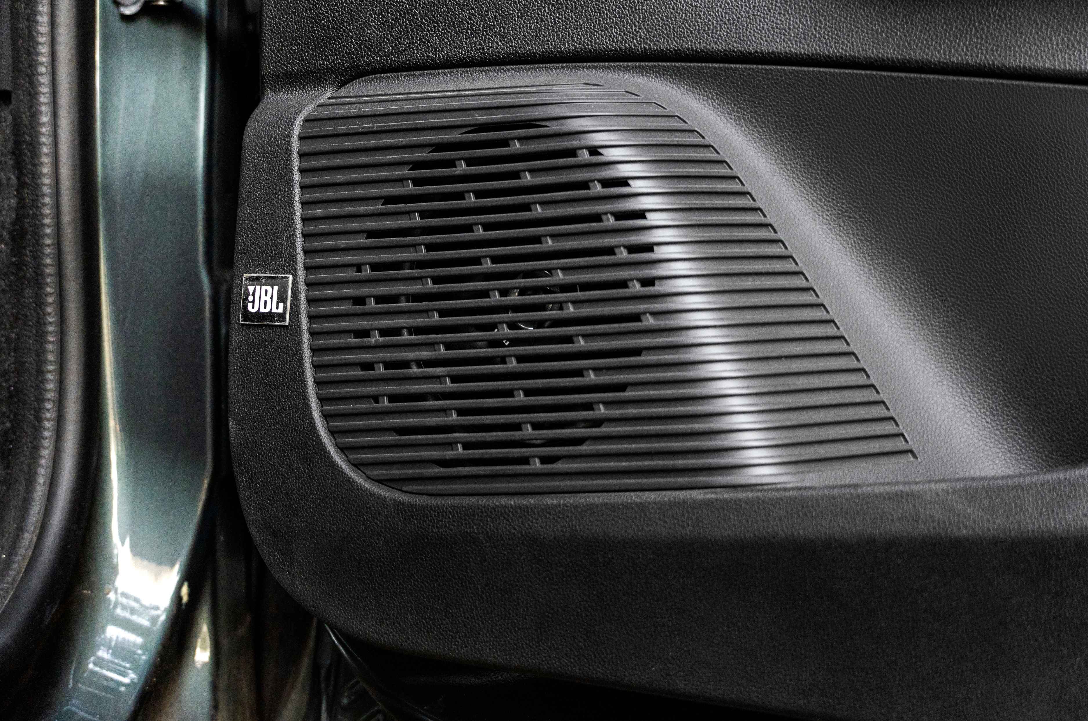 Nissan Gravite JBL speakers