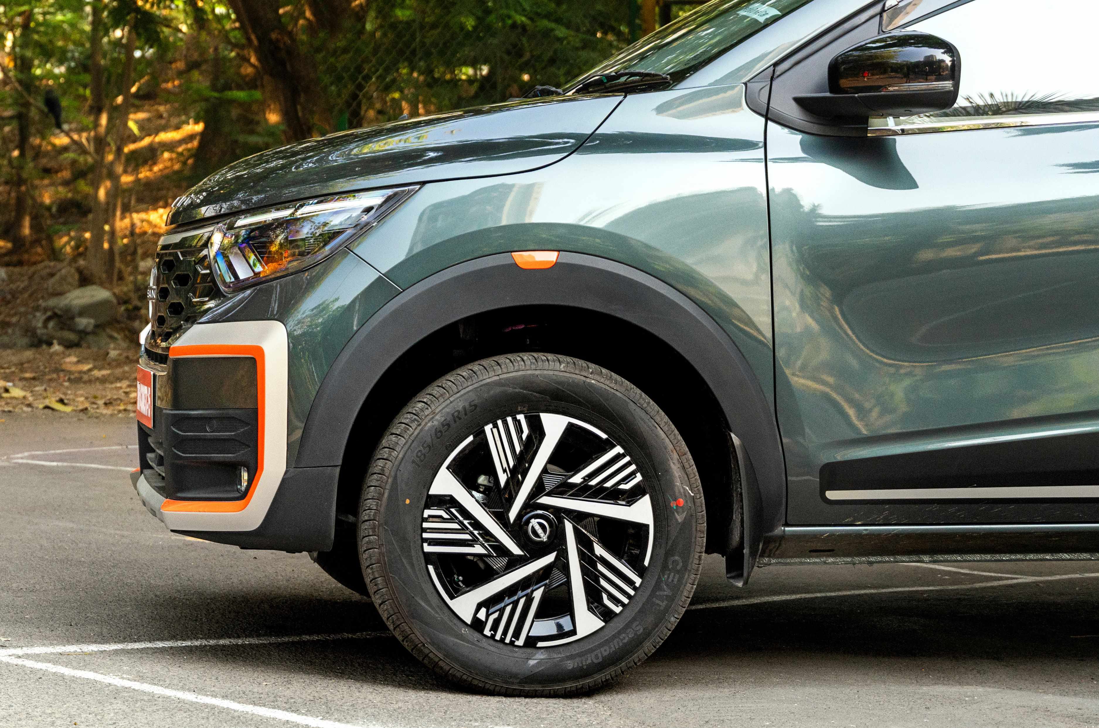 Nissan Gravite wheels