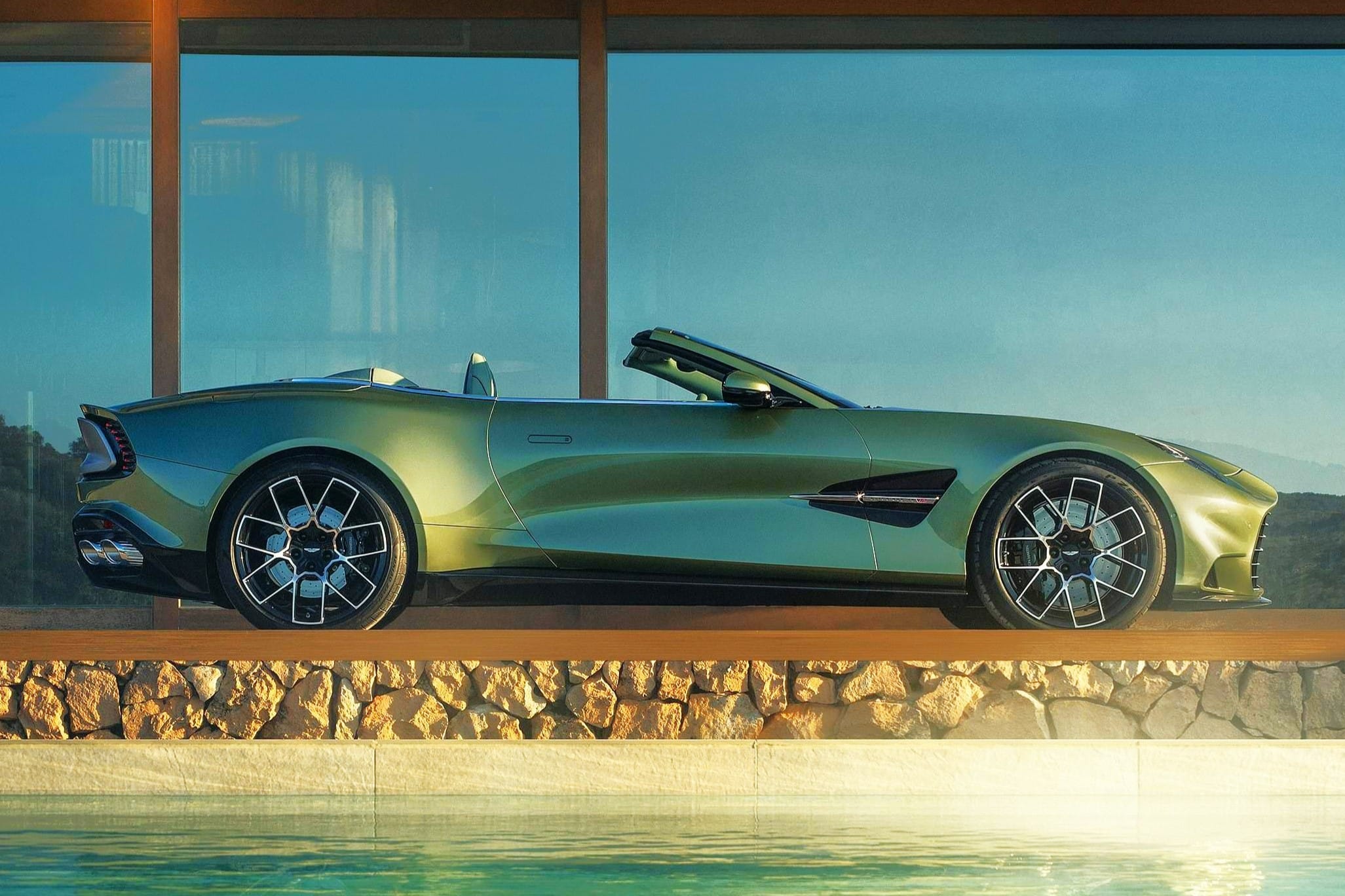 Aston Martin Vanquish turns 25: A look back at the V12 grand tourer