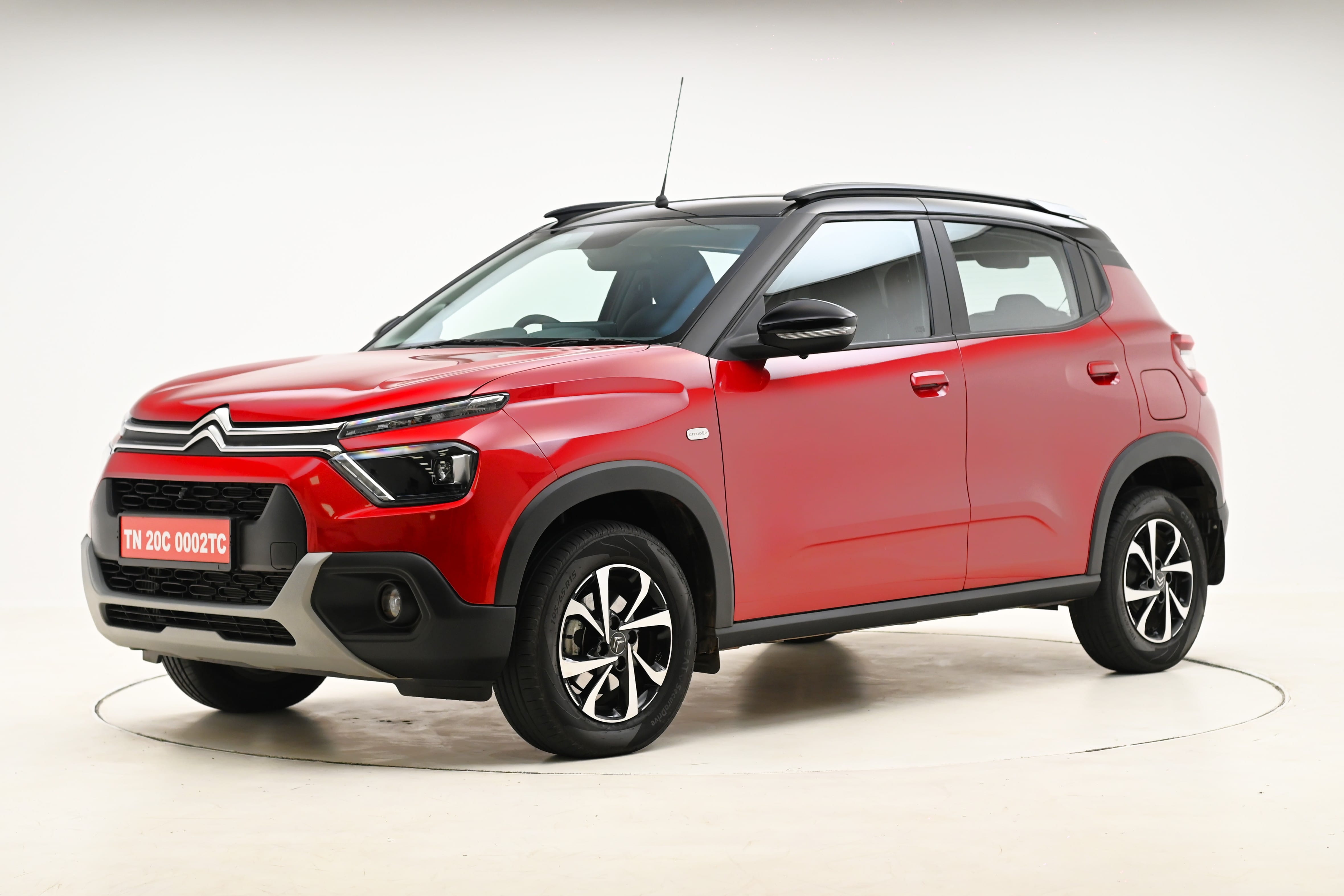 Cheapest automatic SUVs in India under Rs 10 lakh