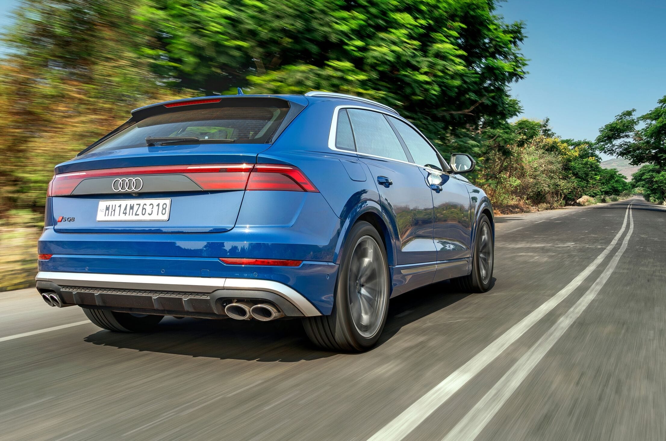 Audi SQ8 review - The 500hp sweet spot