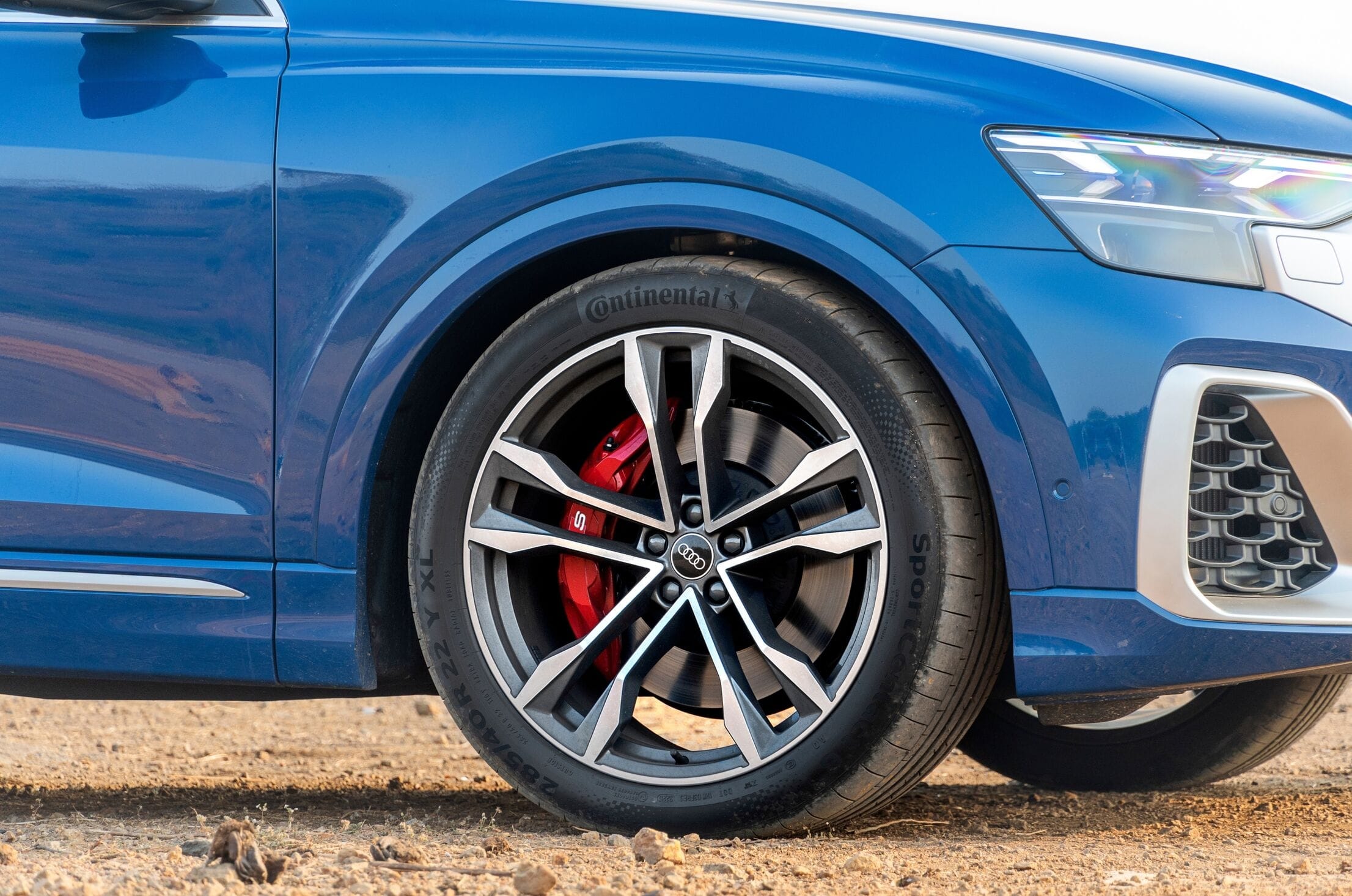 Audi SQ8 review - The 500hp sweet spot