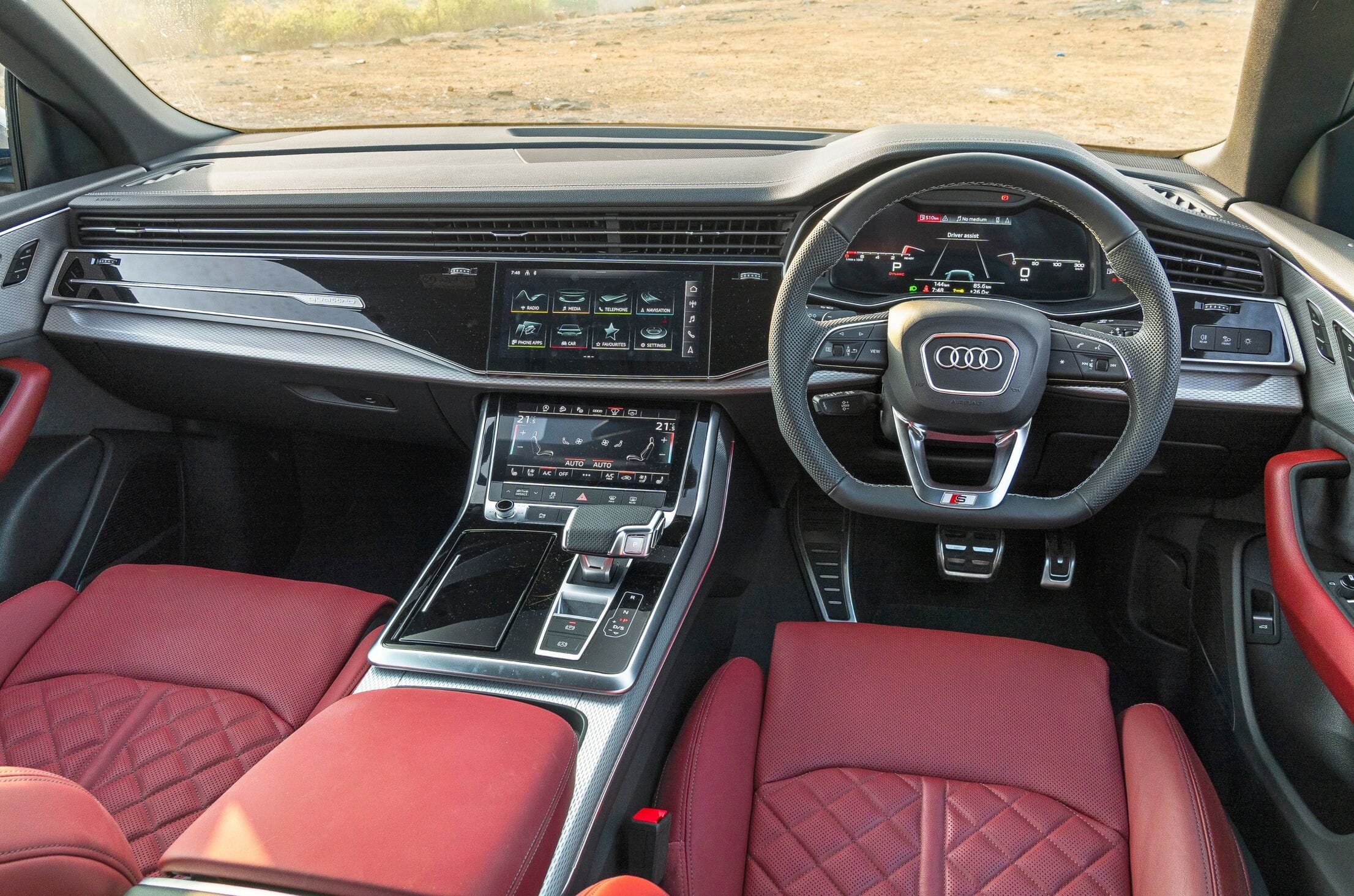 Audi SQ8 review - The 500hp sweet spot