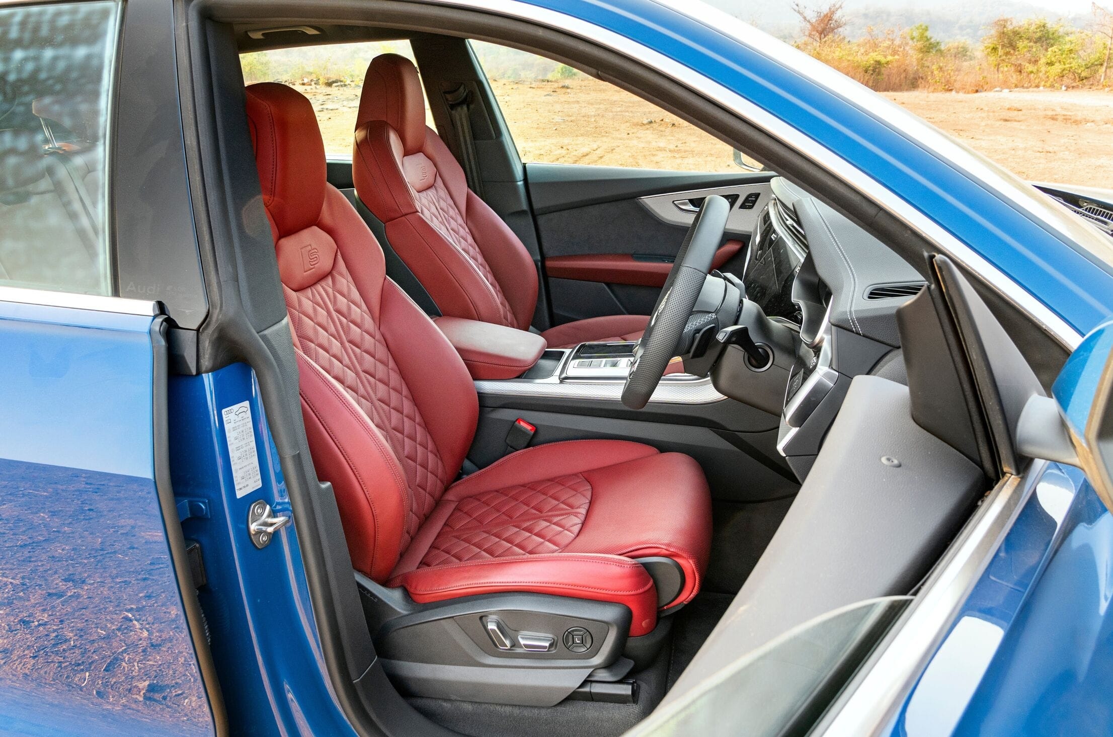 Audi SQ8 review - The 500hp sweet spot