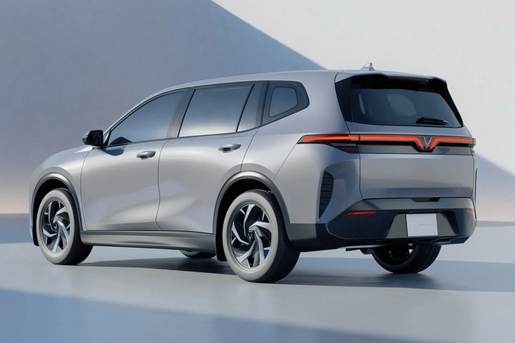 Vinfast electric MPV India launch in mid April