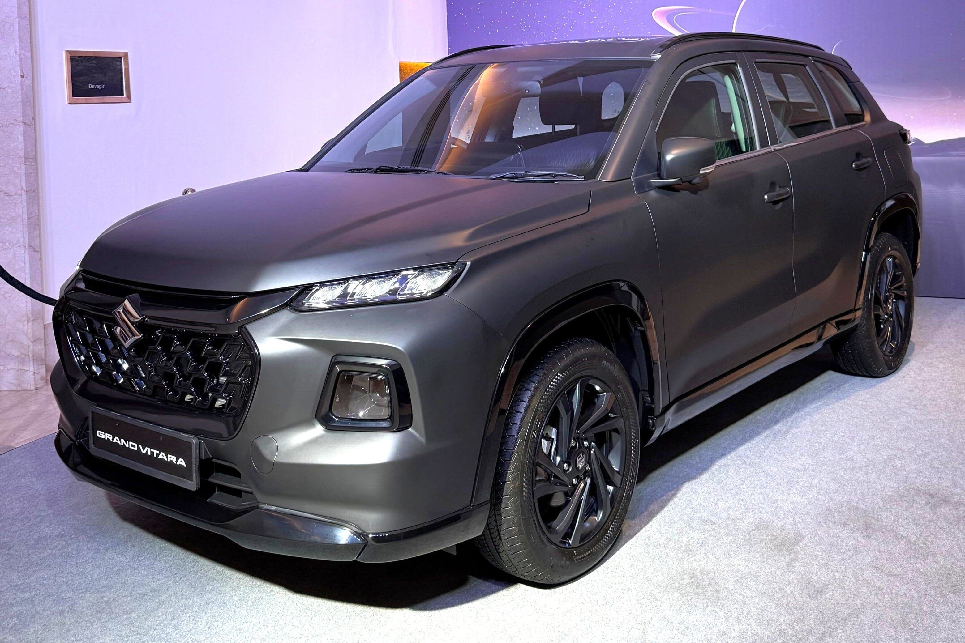 All midsize SUVs with a special edition variant 