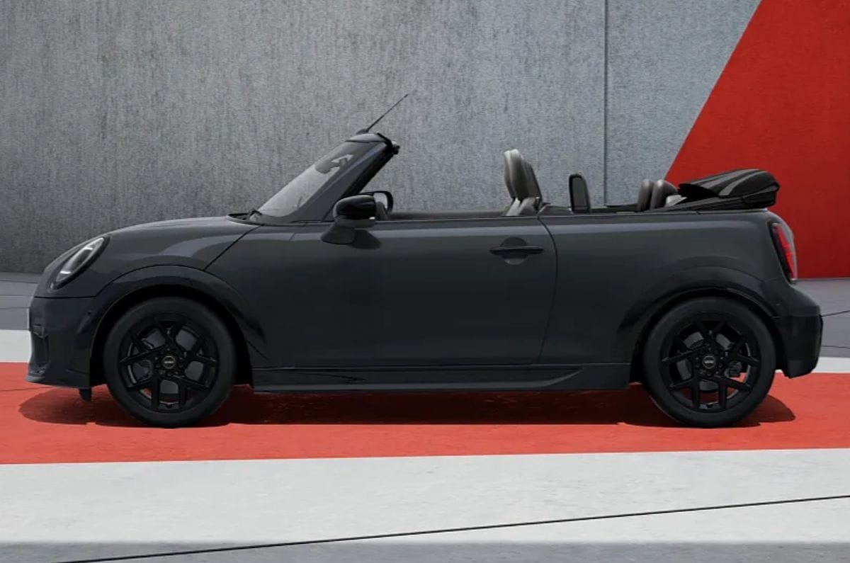 Mini Cooper S Convertible JCW Pack side profile